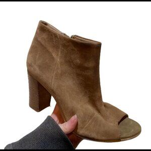 Steve Madden Penina Booties Taupe Suede Peep Toe